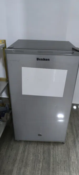ثلاجةً مكتب صغيرة للبيع