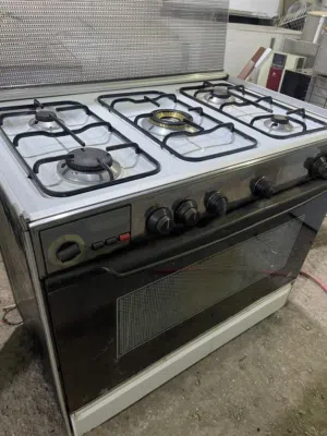 فرن غاز خمس عيون نوع رام بحاله ممتازه شغال ميه بالميه فحص نارو ممتازه