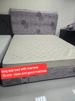 King size bed with matress