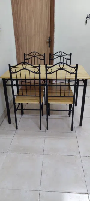 Dinning Table