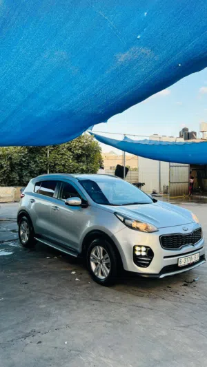 كيا سبورتاج 2016 متور 2000 ديزل 4*4