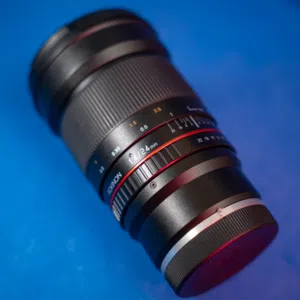 للبيع – عدسة سينمائية يدوية Samyang 24mm Cine Lens Manual