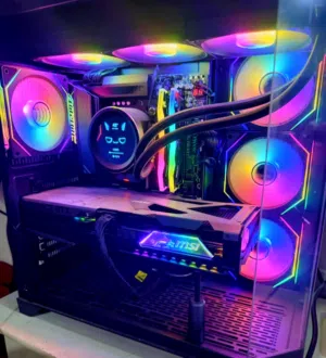 RTX 5070 + Ryzen 9 9950X Gaming PC