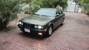 BMW 525 للبيع او المراوس رقم بغداد