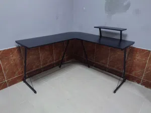 L shaped Gaming table brand new