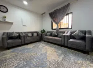 طقم كنب انتريه نضيف جدا كالجديد