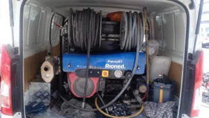 HIGH PRESSURE CLEANING AQUAJET, Rioned from Netherland. (Negotiable)