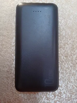 شاحن متنقل بي حاله ممتازه