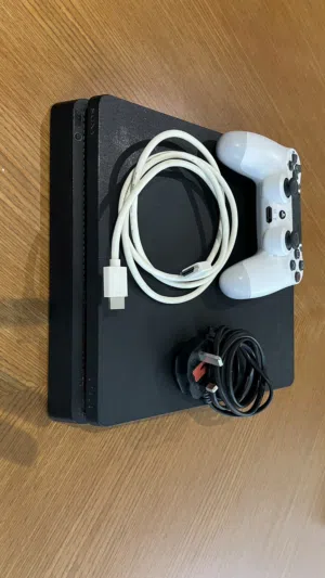 بلاي ستيشن 4 1 T