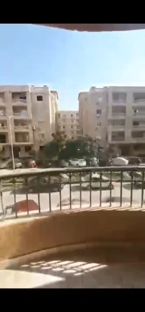 شقة للبيع كمبوند الاشرافية