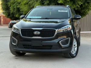 Used Kia Sorento in Tripoli