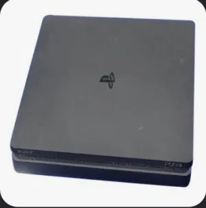 للبيع PS4 قابل للتفاوض