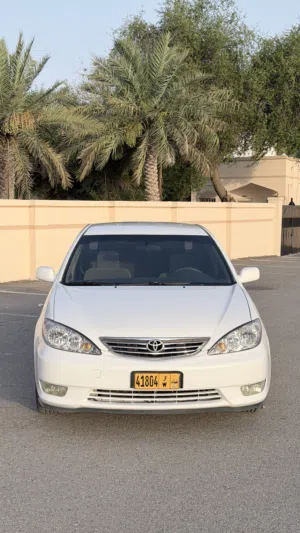 للبيع كامري 2005