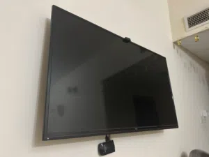شاشه tcl مو سمارت مستعمله