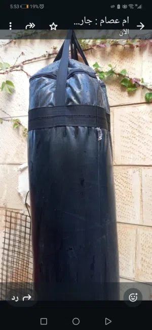 كيس ملاكمه شبه جديد للبيع