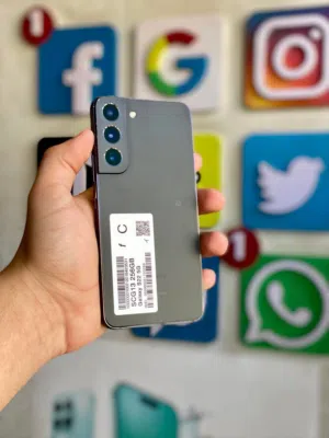 Samsung Galaxy S22 256 GB in Tripoli