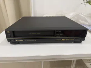 جهاز فيديو باناسونيك كالجديد Panasonic vhs player like new (world wide sponsor 1992 Olympic game)