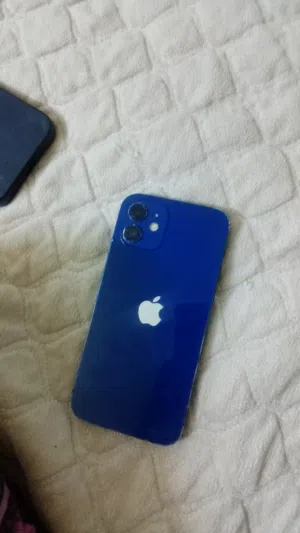 Apple iPhone 12 64 GB in Amman