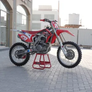Honda crf 450  Model 2016  19000 aed
