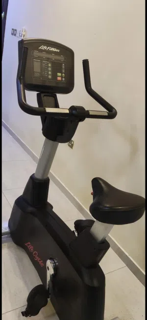 life fitness heavy-duty bike for sell