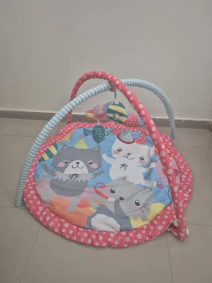 فرشة اطفال مع العاب