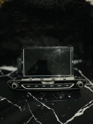 شاشة هونداي أيونك للبيع65دينار