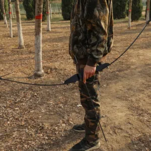 أسهم وقوس مع واقيات