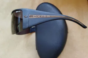 نظارة شمسية نوع أوكسيدو إيطالي أصلي لون اسود بحالة ممتازة  oxydo by safilo.