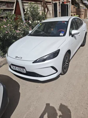 السلام عليكم  byd 05 سياره بحاله الوكاله مديل 2025