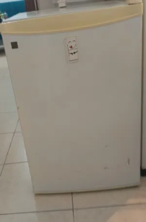ثلاجه عدد. 2 للبيع