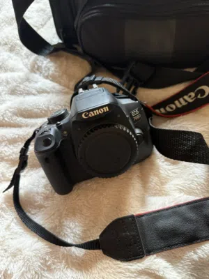 كاميرا canon eos700d البيع فوري قابل للتفاوض