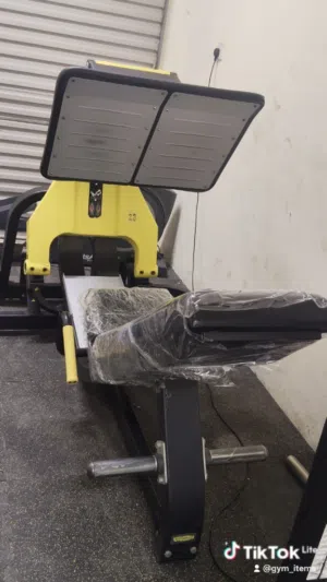 techno gym leg press