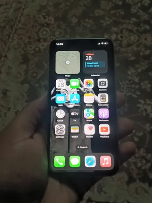 Apple iPhone XS 64 GB in Al Sharqiya