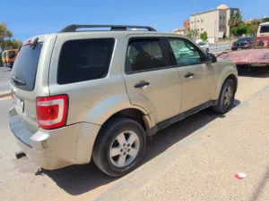 فورد اسكيب لون ذهبي ماتبي شي