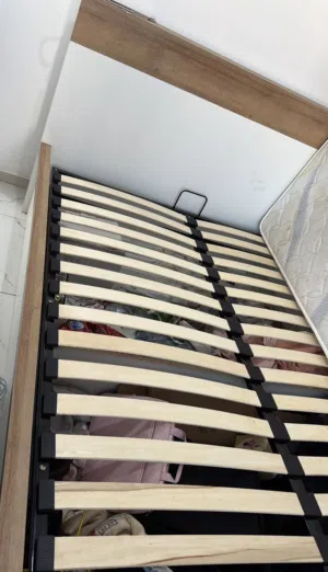 Home center bed + bedside table(already disassembled)