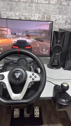Steering wheel fantech r1 v2 used like new