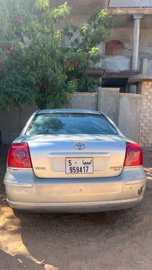 تويوتا افينسيس