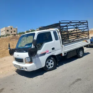 بنجو للبيع موصفتها مكتوبه السعر على تلفون