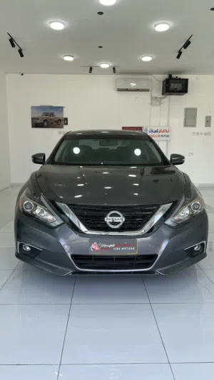 NISSAN ALTIMA SL 2017 اعتماديه اقتصاديه أنيقه