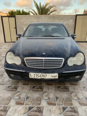 مرسيدس كاكوية 2001 سياره نص عمر باقي عيوب في وصف استفسار اتصل علي رقم 091ى7355575