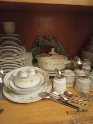 طقم صيني كامل من Nagara china