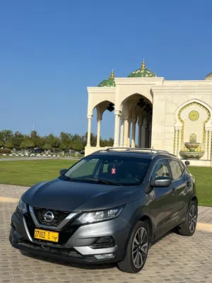 Used Nissan Rogue in Muscat