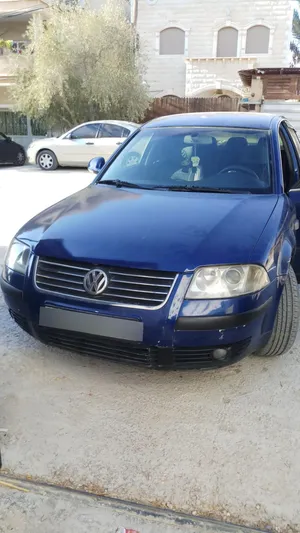 Volkswagen . Passat . 2005 . Used1