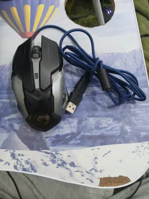 ماوس جيمنج مستعمل خفيف dpi 1000 45g خفيف جداً للعب سلك