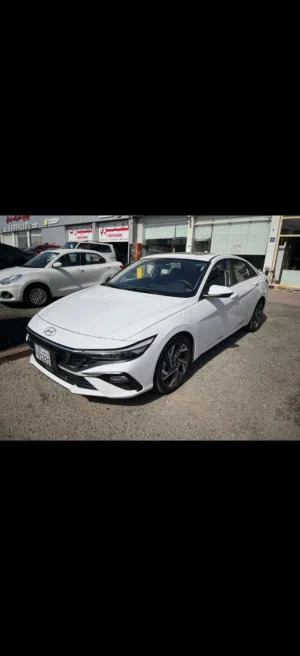 Sedan Hyundai in Farwaniya