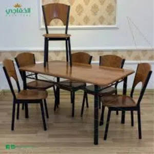 ميز طعام مع كراسي عدد4