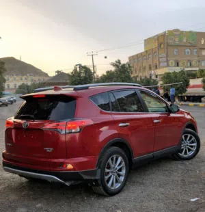 Used Toyota RAV 4 in Sana'a