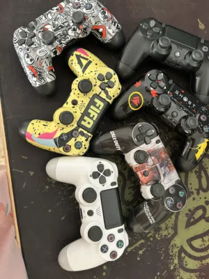 ايادي ps 4 للبيع