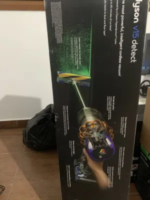 مكنسه dyson v15 detect