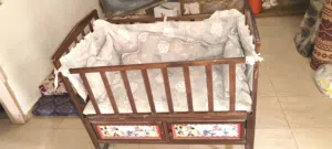 إسرير أطفال بحالة جيدة